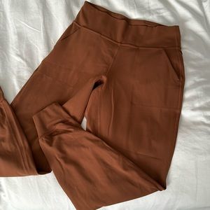 Lululemon align joggers high-rise roasted brown